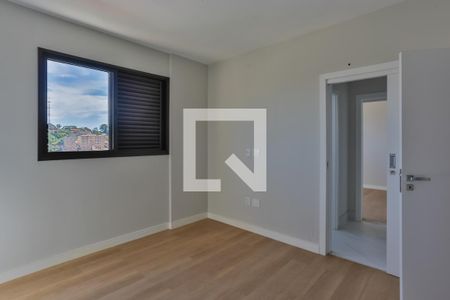 Apartamento à venda com 180m², 4 quartos e 4 vagas Apartamento à venda com 180m², 4 quartos e 4 vagasSuíte 2