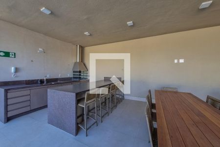 Apartamento à venda com 180m², 4 quartos e 4 vagas Apartamento à venda com 180m², 4 quartos e 4 vagasÁrea comum - Churrasqueira