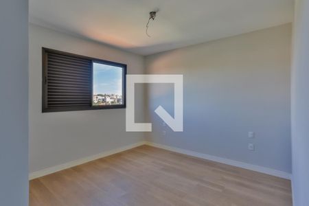 Apartamento à venda com 180m², 4 quartos e 4 vagas Apartamento à venda com 180m², 4 quartos e 4 vagasSuíte 4