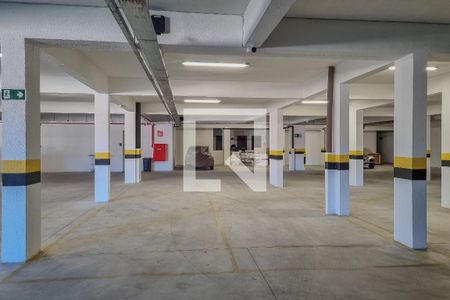 Apartamento à venda com 180m², 4 quartos e 4 vagas Apartamento à venda com 180m², 4 quartos e 4 vagasGaragem