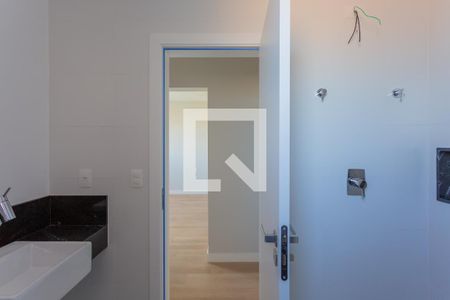 Apartamento à venda com 180m², 4 quartos e 4 vagas Apartamento à venda com 180m², 4 quartos e 4 vagasBanheiro da Suíte 4