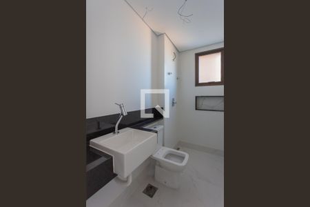 Apartamento à venda com 180m², 4 quartos e 4 vagas Apartamento à venda com 180m², 4 quartos e 4 vagasBanheiro da Suíte 3
