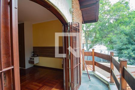 Casa à venda com 246m², 4 quartos e 6 vagasVaranda