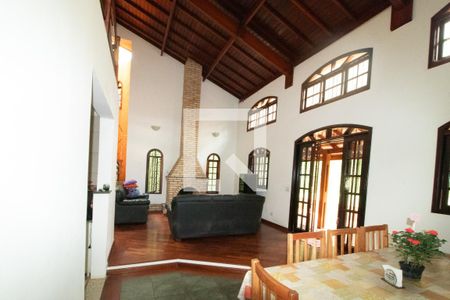 Sala de casa à venda com 4 quartos, 246m² em Jardim Leonor Mendes de Barros, São Paulo