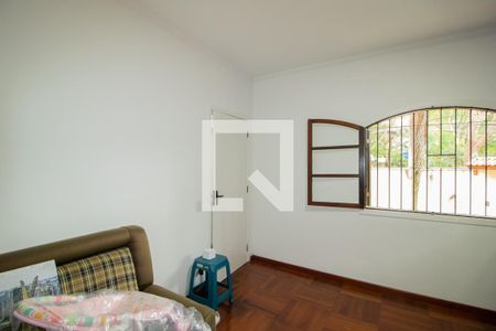 Casa à venda com 246m², 4 quartos e 6 vagasQuarto 4