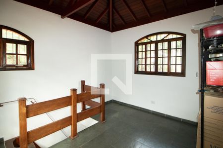 Casa à venda com 246m², 4 quartos e 6 vagasSotão