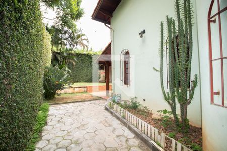 Casa à venda com 246m², 4 quartos e 6 vagasQuintal
