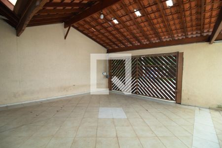 Casa à venda com 246m², 4 quartos e 6 vagasGaragem