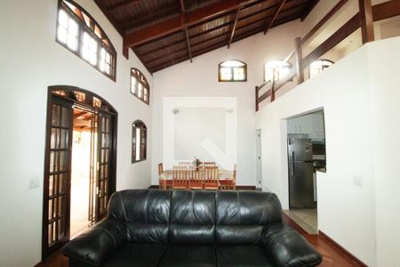 Sala de casa à venda com 4 quartos, 246m² em Jardim Leonor Mendes de Barros, São Paulo