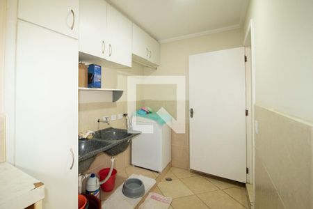 Casa à venda com 246m², 4 quartos e 6 vagasÁrea de Serviço