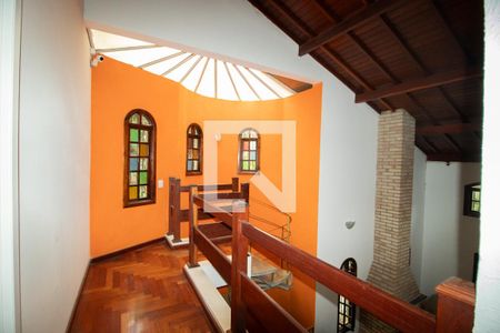 Casa à venda com 246m², 4 quartos e 6 vagasHall