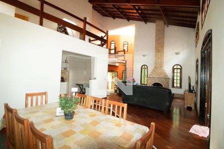 Sala de casa à venda com 4 quartos, 246m² em Jardim Leonor Mendes de Barros, São Paulo