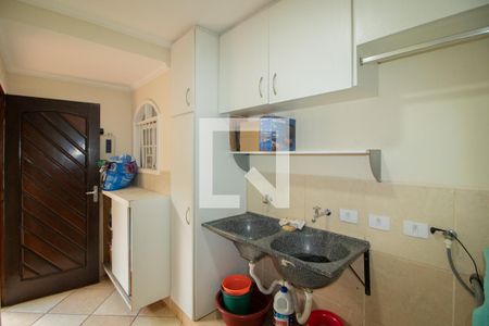 Casa à venda com 246m², 4 quartos e 6 vagasÁrea de Serviço