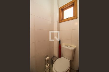 Casa à venda com 142m², 3 quartos e 2 vagasBanheiro