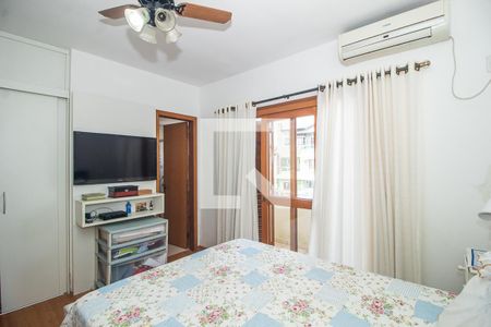 Casa à venda com 142m², 3 quartos e 2 vagasSuite