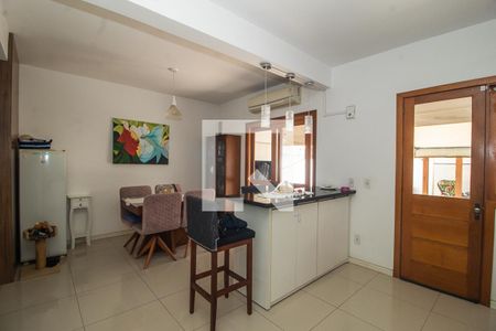 Casa à venda com 142m², 3 quartos e 2 vagasCozinha