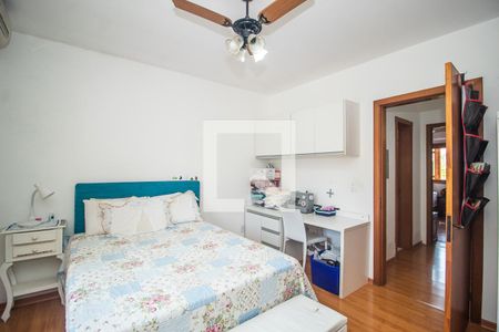 Casa à venda com 142m², 3 quartos e 2 vagasSuite