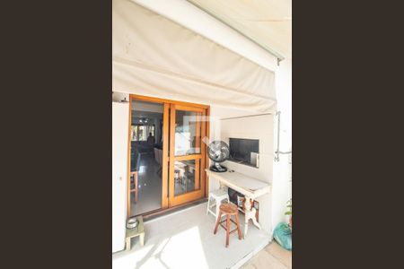 Casa à venda com 142m², 3 quartos e 2 vagasÁrea comum - Churrasqueira