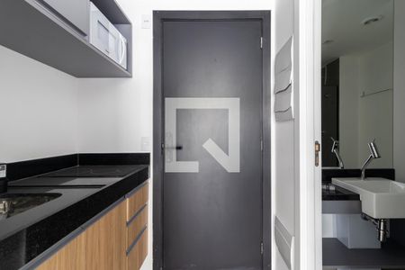Cozinha de kitnet/studio para alugar com 1 quarto, 22m² em Indianópolis, São Paulo