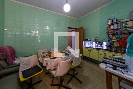 Casa à venda com 282m², 2 quartos e 6 vagas Casa à venda com 282m², 2 quartos e 6 vagasCozinha