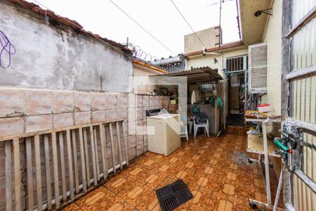 Casa à venda com 282m², 2 quartos e 6 vagas Casa à venda com 282m², 2 quartos e 6 vagasQuintal