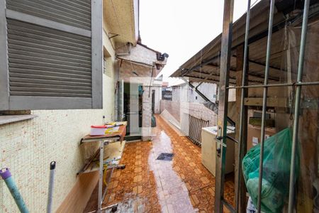 Casa à venda com 282m², 2 quartos e 6 vagas Casa à venda com 282m², 2 quartos e 6 vagasQuintal