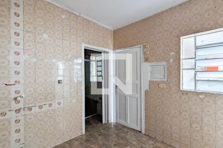 Casa para alugar com 160m², 2 quartos e 1 vagaCozinha da edícula