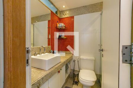 Apartamento para alugar com 120m², 3 quartos e 2 vagas Apartamento para alugar com 120m², 3 quartos e 2 vagasBanheiro da Suíte 2