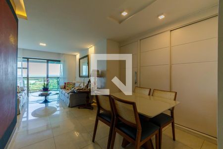 Sala de apartamento para alugar com 3 quartos, 120m² em Barra da Tijuca, Rio de Janeiro