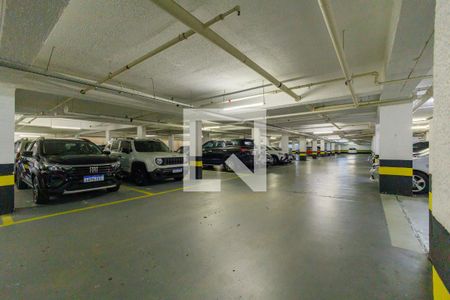 Área Comum Garagem de apartamento para alugar com 3 quartos, 120m² em Barra da Tijuca, Rio de Janeiro