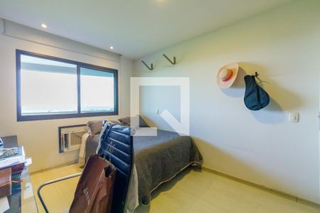 Apartamento para alugar com 120m², 3 quartos e 2 vagas Apartamento para alugar com 120m², 3 quartos e 2 vagasQuarto