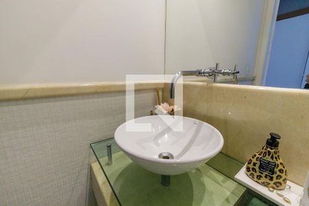 Apartamento para alugar com 120m², 3 quartos e 2 vagas Apartamento para alugar com 120m², 3 quartos e 2 vagasLavabo