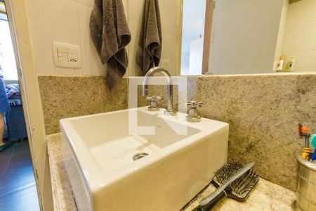 Apartamento para alugar com 120m², 3 quartos e 2 vagas Apartamento para alugar com 120m², 3 quartos e 2 vagasBanheiro da Suíte 2