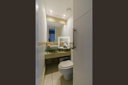 Apartamento para alugar com 120m², 3 quartos e 2 vagas Apartamento para alugar com 120m², 3 quartos e 2 vagasLavabo