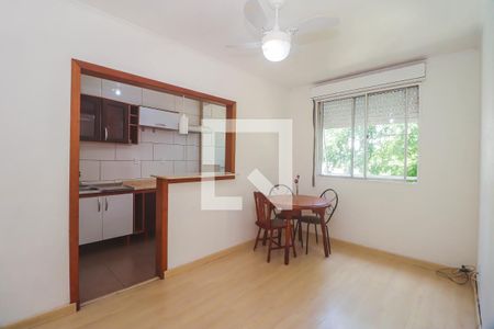 Sala de apartamento para alugar com 2 quartos, 50m² em Jardim Sabará, Porto Alegre