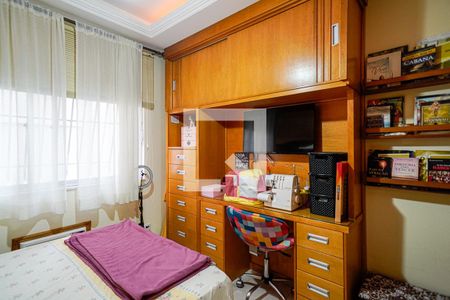 Quarto 1 de apartamento à venda com 3 quartos, 150m² em Icaraí, Niterói