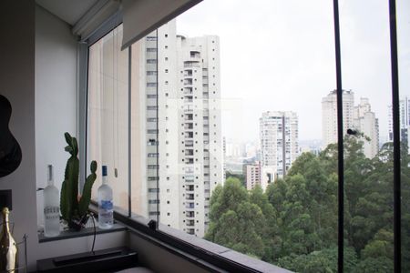Vista da Sacada de kitnet/studio para alugar com 1 quarto, 40m² em Paraíso do Morumbi, São Paulo
