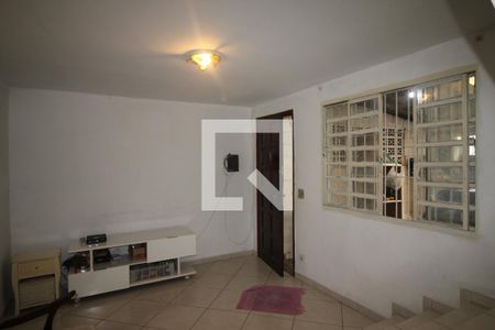 Sala de casa para alugar com 2 quartos, 67m² em Interlagos, São Paulo