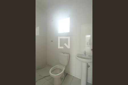 Suíte - Banheiro do Quarto 1 de apartamento para alugar com 2 quartos, 50m² em Jardim Ana Maria, Santo André