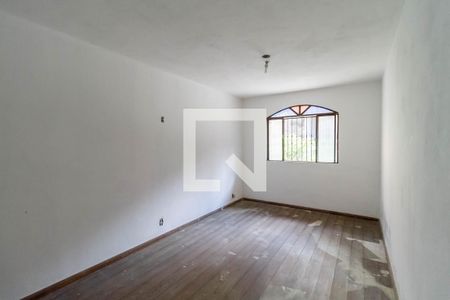 Casa à venda com 220m², 3 quartos e 3 vagasQuarto 2