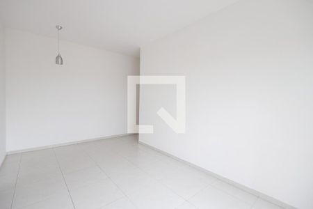Sala de apartamento para alugar com 2 quartos, 70m² em Parque São Jorge, Taubaté