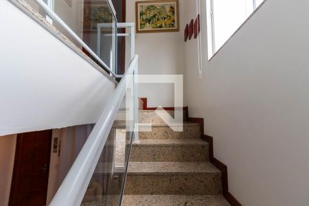 Sala de casa de condomínio para alugar com 2 quartos, 92m² em Serra Grande, Niterói