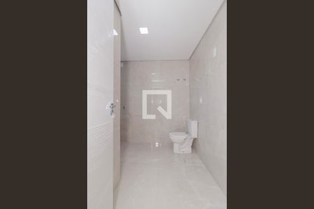 Casa à venda com 194m², 3 quartos e 2 vagasBanheiro da Suíte