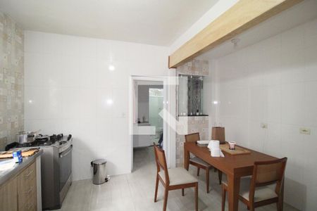 Casa à venda com 151m², 5 quartos e 2 vagasCozinha