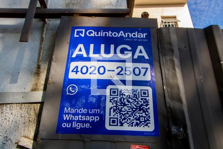 Casa para alugar com 288m², 3 quartos e 2 vagasPlaquinha instalada na fachada