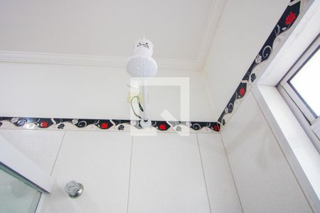 Casa para alugar com 288m², 3 quartos e 2 vagasBanheiro social