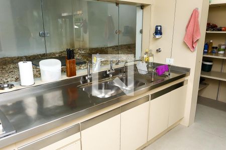 Casa à venda com 400m², 3 quartos e 5 vagasCozinha