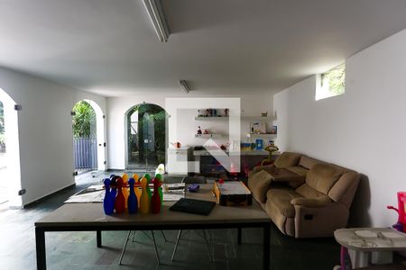 Casa à venda com 400m², 3 quartos e 5 vagasBrinquedoteca