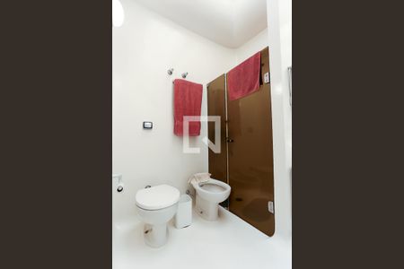 Casa à venda com 400m², 3 quartos e 5 vagasBanheiro da Suíte 3