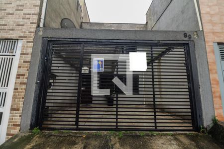 Casa para alugar com 150m², 3 quartos e 2 vagas Casa para alugar com 150m², 3 quartos e 2 vagasFachada